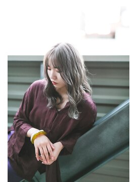 シー ヘアデザイン(see hair design) milk tea ベージュ