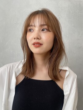 ノイ(noi) 鎖骨ミディアム　レイヤーカット　ロブヘア　シースルーバング