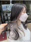 ホワイトグレージュ