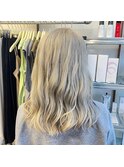 ホワイティシルバーブロンド