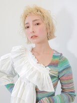 ラトリエ ブロカント 立川北口店(L'atelier BROCANTE) ハイトーン 金髪 ショート 切りっぱなしボブ ケアブリーチ 韓国