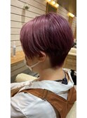 ハンサムショート×ワインレッドカラー
