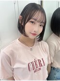 切りっぱなしボブ　アッシュブラック　韓国　タッセルボブ