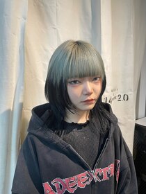 オンザ(ONTHE) roots color  （左2枚シアンカラー褪色後　右1枚カラー直後）