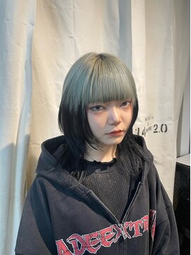 オンザ(ONTHE) roots color  (左2枚シアンカラー褪色後 右1枚カラー直後)