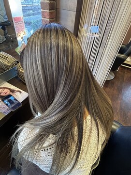 ネイトル(naitre) ロングバレイヤージュ