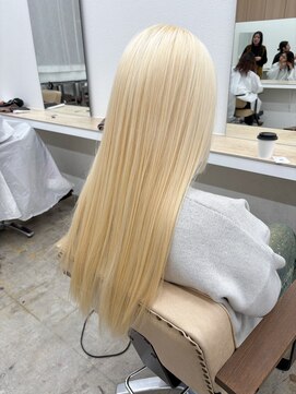 ニュート(Neut ) ホワイトブロンド/ケアブリーチ抜きっぱなし/ハイトーンカラー/