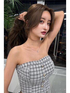 ランズ(LANDS) くすみベージュ　レイヤーカット 【韓国ヘア 大阪 梅田】