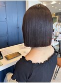 ぷつっとストレートボブ×伊勢ボブ