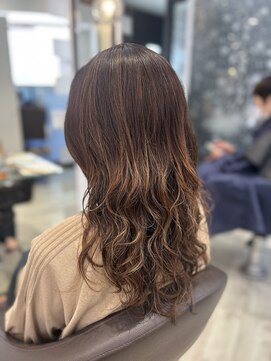 フィラージュ サロンドウィズ(filage SALON DE WITH) ロングパーマスタイル