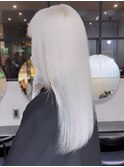 ホワイトブロンドヘアーお任せください！