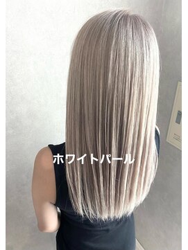 エル オオサカ 心斎橋店(L. OSAKA) ニュアンスカットホワイトブロンド_外ハネボブ_S15