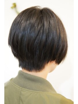 ナナシ(NaNaShi) ショート