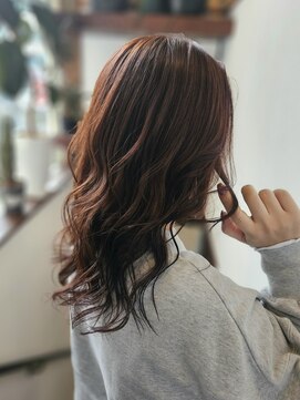 サーティーン(THIRTEEN) パーソナルカラー♪HUEMirai×赤みブラウン《20代30代》