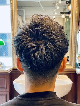 グレイスフルバーバーロンドン 大宮店(Graceful Barber London) 【40代 男性】ロンドンツーブロック（大宮/バーバー）