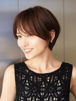 ソワネ 表参道(soigne)&nbsp;青山白髪ぼかしハイライトウルフショートボブグレージュ40代50代