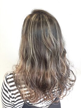 シ オリエンテ(ci OriEnte.) 【ci OriEnte.】ハイコントラスト３Ｄカラー