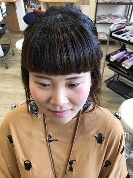 ヘアークラブワイズ(Hair Club Yz) こなれ感インナーカラーでくるりんぱスタイル！