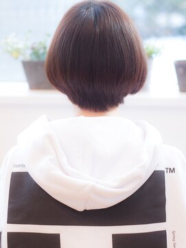 マイラ 銀座(myla) 透け感大人可愛い小顔ひし形ショートボブ20代30代40代髪質改善