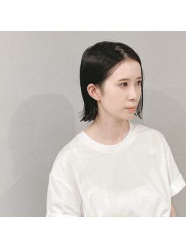 ハク(haku.) 切りっぱなしタイトボブ