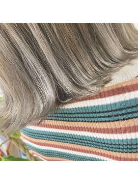 ヘアメイク リーフ 茂原店(HAIRMAKE Leaf) シルバーカラー*