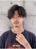 【大人の色気】緩め波巻きセンターパートパーマ