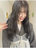オリーブグレージュ