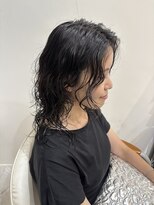 フーバイルピナス(Fuu. by Lupine)&nbsp;【ayumi】センターパートパーマスタイル