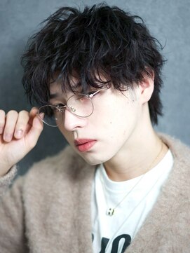 ナチュラル 渋谷(NATURAL) フェザーパーマ/スパイキーショート/サーフカール[メンズ/渋谷]