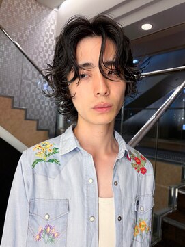 ニーィ バイ カータ(Niii by CARTA) ミディアムパーマ