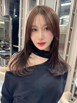 ディーバ 渋谷(D.I.E.V.A) 韓国ヘアーレイヤーカット2wayバングミルクティーベージュ