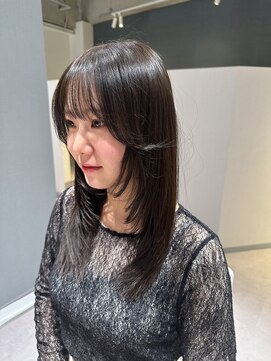 アム(amu) ハッシュカット/小顔カット/レイヤーカット/前髪カット