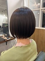 シウ(shiwu) 髪質改善ショート