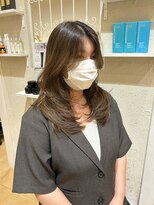 ウェルズ グランデ 奈良店(Well's GRANDE) 顔まわりレイヤー 動きのあるロング