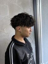 ニアウ 高崎店(Niau) 刈り上げセンターパート/波巻きツイストスパイラル/群馬高崎