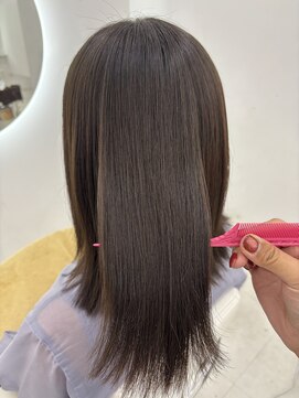 アイニ 天王寺アポロ店(aini) ナチュラル縮毛矯正×赤みを抑えた艶カラー〈airi〉