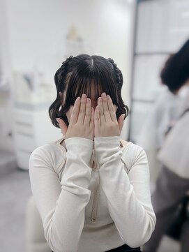 セラフィ(Seraphy) 編み上げハーフツイン