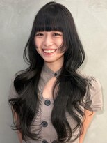 ワン キューバイ アングゥ 仙台本町(1 QUE BY UNGU)&nbsp;レイヤーカット/くびれ巻き/オリーブカラー