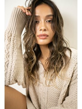 アクト(ACT) natural×highlight　[表参道]