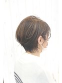 ショートボブ