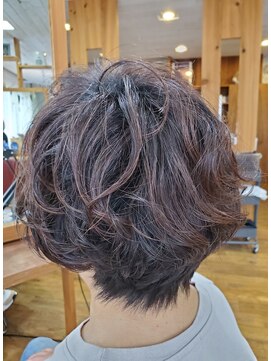 リビングヘアルーム(LIVING HAIR ROOM) ウェーブ スタイル