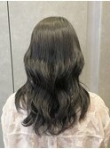 セミロング×オリーブグレージュ