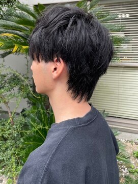 ナカオコアフュール(NAKAO COIFFURE) ツーブロック　ウルフ　無造作ヘア　黒髪ショート　20代30代