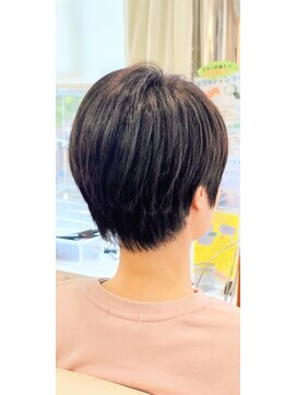 レリビー アウラ(LELiBE_'aula) ショートヘアー