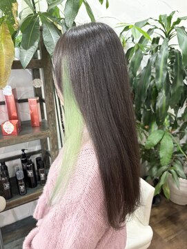 アン(Hair make un) インナーペールグリーン