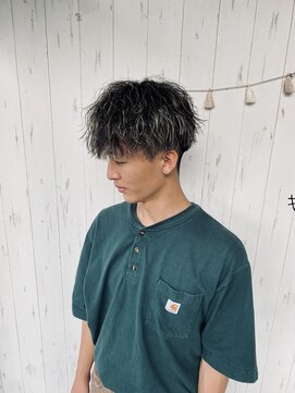 ゼゼ(zeze) ツイストスパイラル/フェザーパーマ/シャドウパーマ