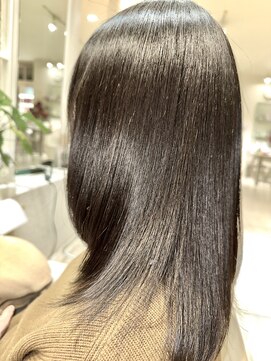 髪質改善トリートメントでツヤツヤ