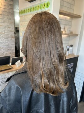 エン(en) オリーブベージュ