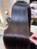 リール 銀座(R'EEL)&nbsp;ブリーチ縮毛矯正/縮毛矯正/髪質改善/前髪/顔まわり