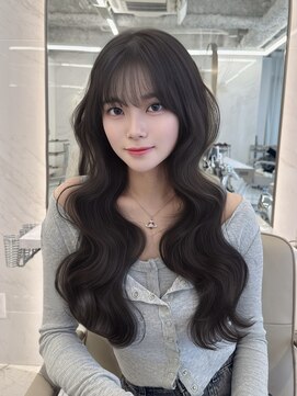キティー サカエ(kiti SAKAE) 小顔 ロング レイヤーカット ハッシュカット ブルーブラック